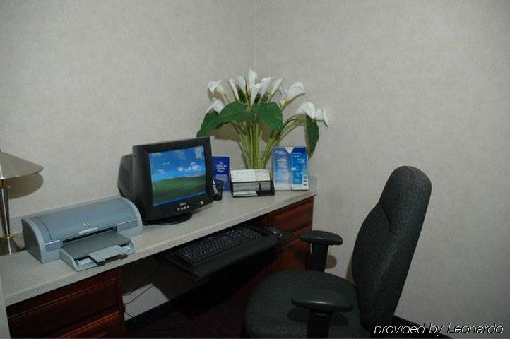 Holiday Inn Express Stephens City By Ihg Einrichtungen foto